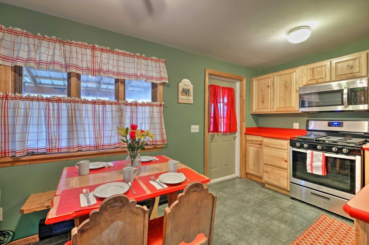 Cottage Less Than 8 Mi To Gore Mountain In Bakers Mill! Bakers Mills Extérieur photo